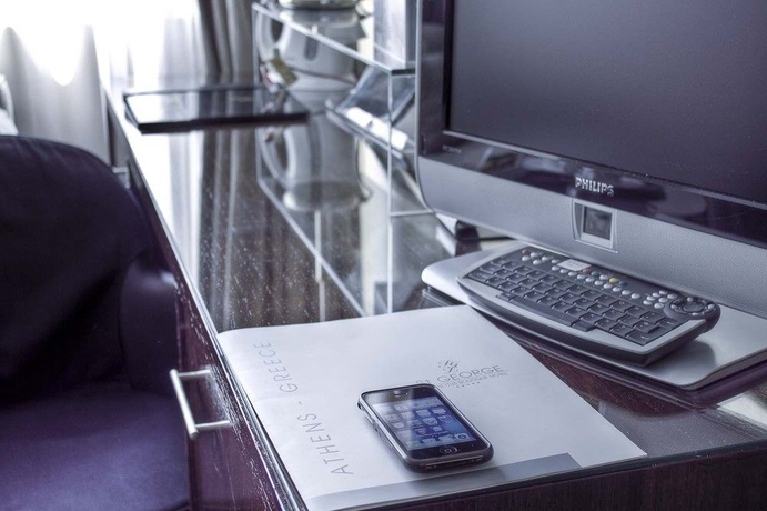 Imagen de la habitación del Hotel St George Lycabettus. Foto 11