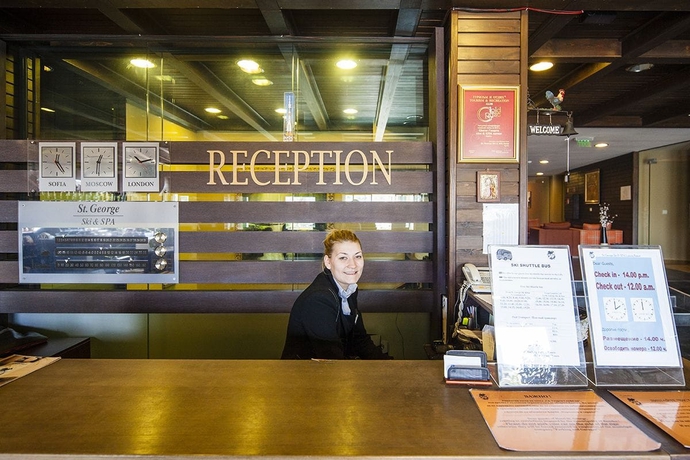 Imagen de los interiores del Hotel St. George Ski and Holiday. Foto 19