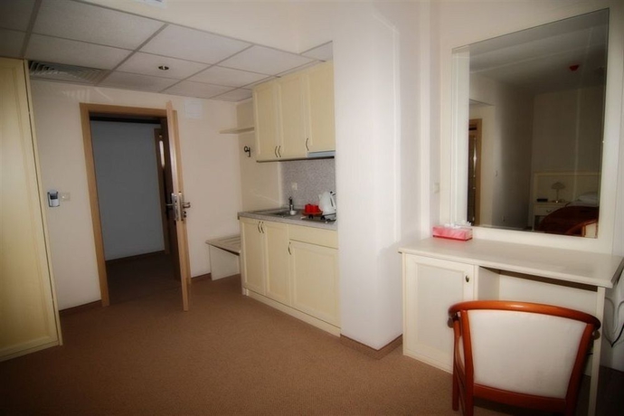 Imagen de la habitación del Hotel St George, Sofia. Foto 5