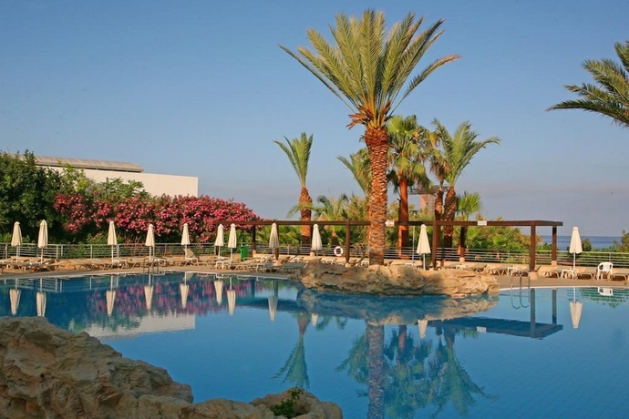 Imagen general del Hotel St. George Spa and Beach Resort. Foto 10