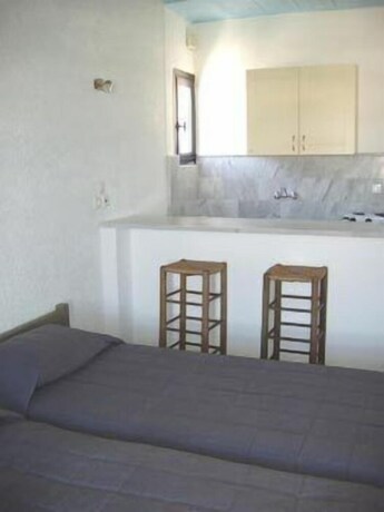 Imagen de la habitación del Hotel St. George Studios. Foto 21