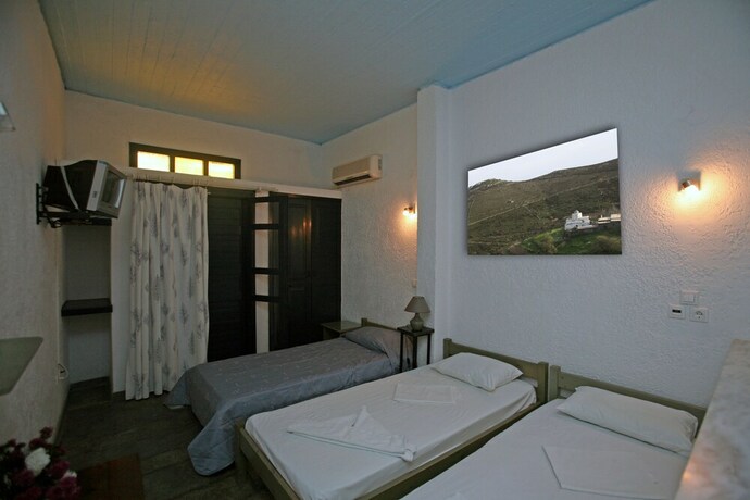 Imagen de la habitación del Hotel St. George Studios. Foto 24