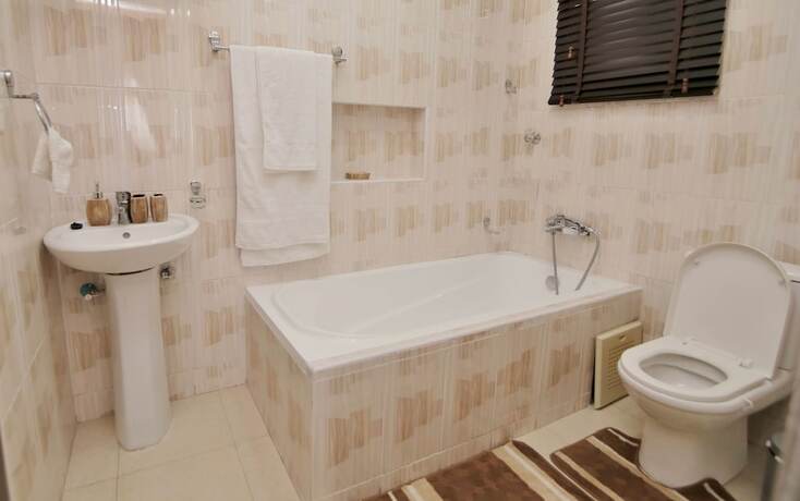 Imagen general del Hotel St Georges, Atwerebuanda. Foto 12