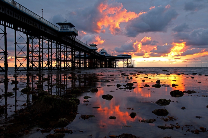 Imagen de los exteriores del Hotel St George's. Foto 12