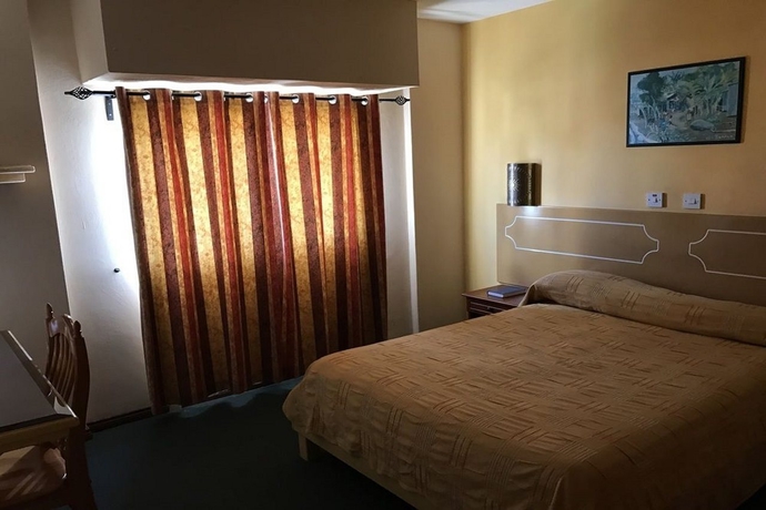 Imagen general del Hotel St Georges, Port Louis. Foto 4