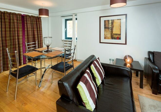 Imagen de la habitación del Hotel St. Giles Apartment. Foto 17