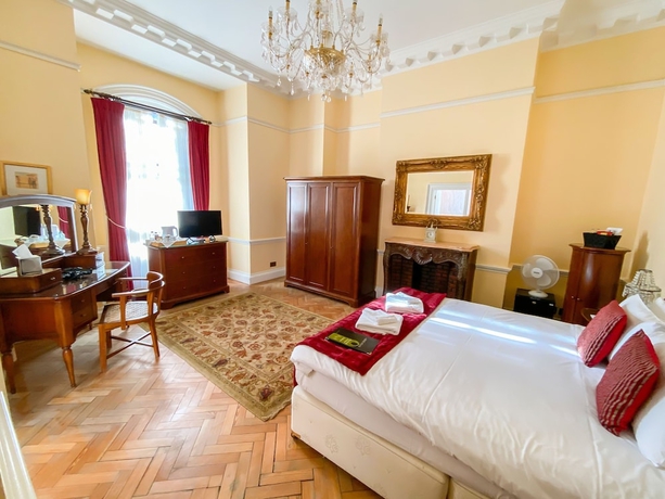 Imagen de la habitación del Hotel St Giles House. Foto 1