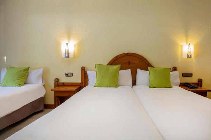 Imagen de la habitación del Hotel St. Gothard. Foto 14