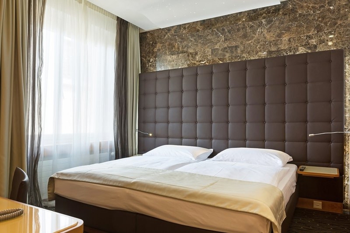 Imagen general del Hotel St Gotthard. Foto 5