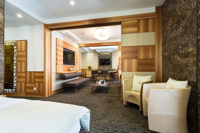 Imagen general del Hotel St Gotthard. Foto 6