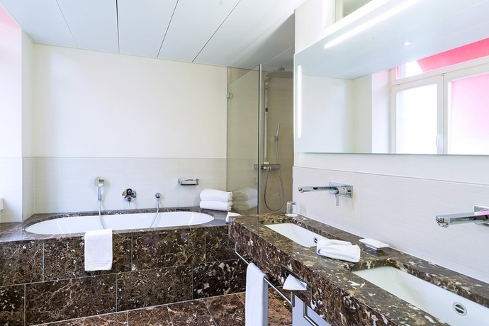 Imagen general del Hotel St Gotthard. Foto 7