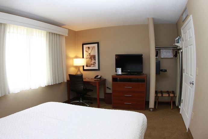 Imagen de la habitación del Hotel St. Ignace Budget Host Inn. Foto 14