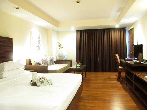 Imagen de la habitación del Hotel St James, Bangkok. Foto 6