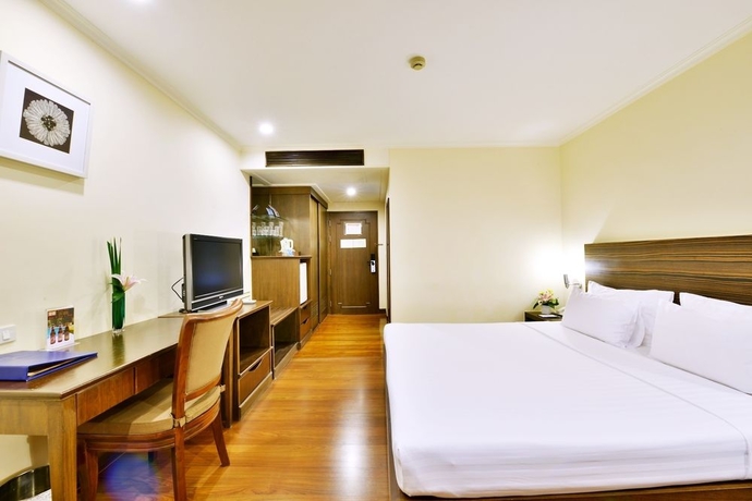 Imagen de la habitación del Hotel St James, Bangkok. Foto 8