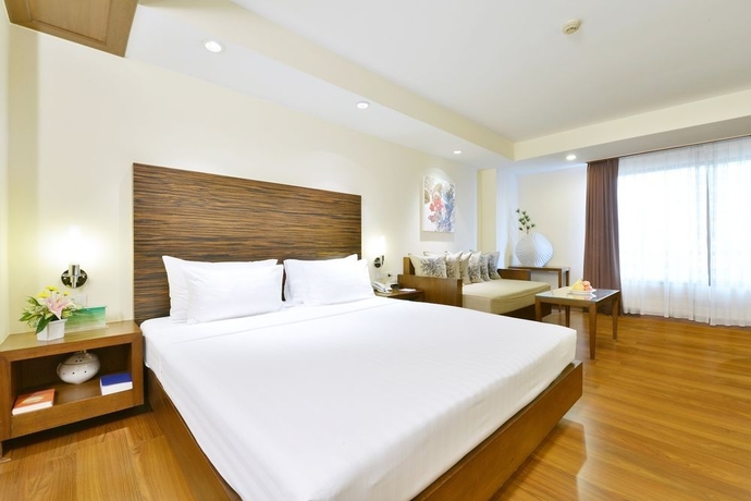 Imagen de la habitación del Hotel St James, Bangkok. Foto 10