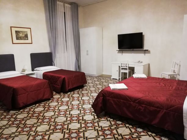 Imagen de la habitación del Hotel St. James, Florencia. Foto 5