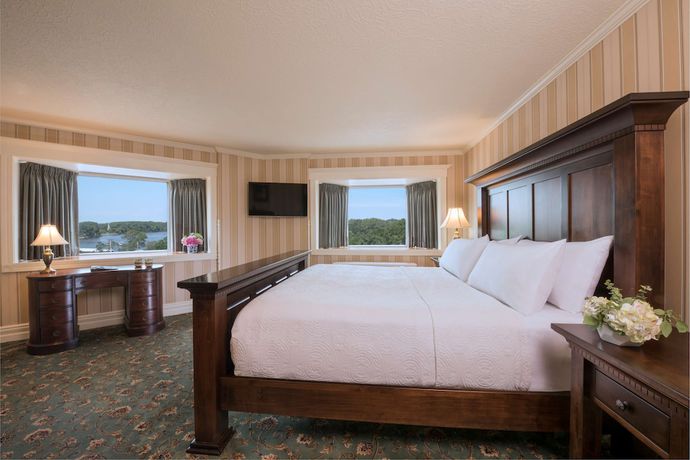 Imagen de la habitación del Hotel St James, a Historic of America. Foto 11