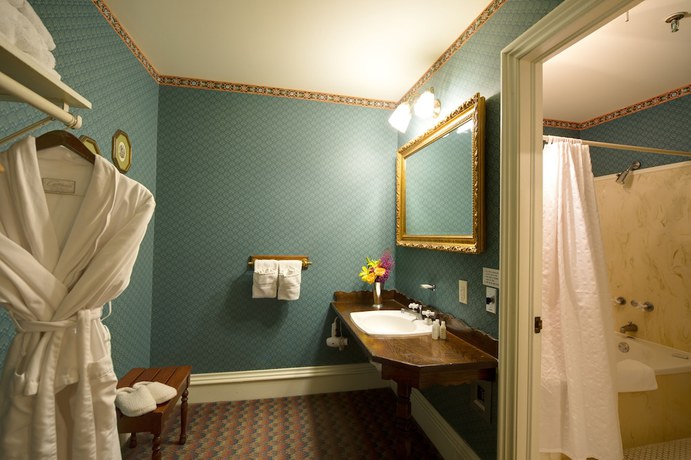 Imagen de la habitación del Hotel St James, a Historic of America. Foto 15