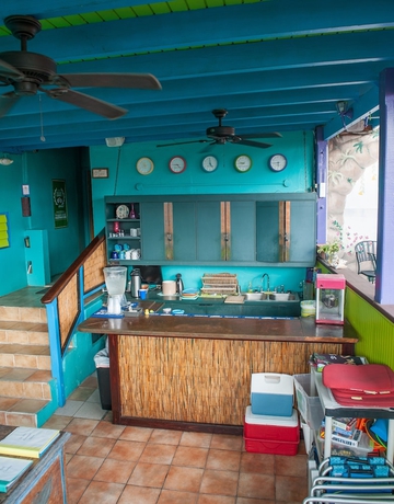 Imagen de los interiores del Hotel St John Inn. Foto 19