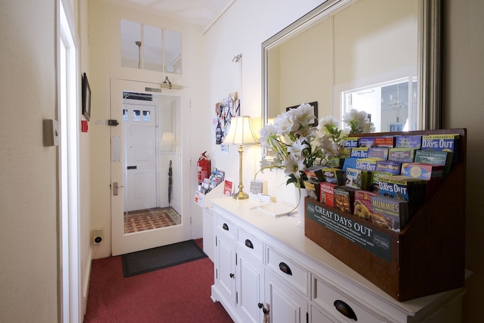 Imagen de los interiores del Hotel St Johns Guest House. Foto 15