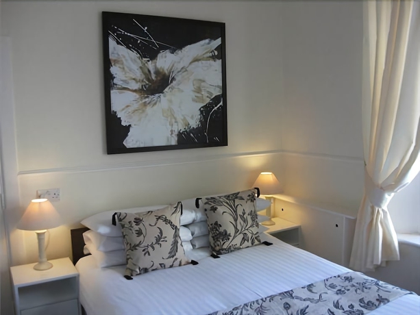 Imagen de la habitación del Hotel St Johns Guest House. Foto 11