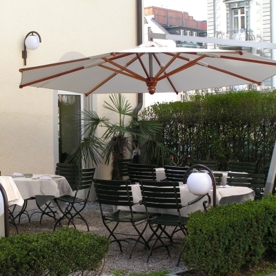 Imagen de los exteriores del Hotel St Josef. Foto 4