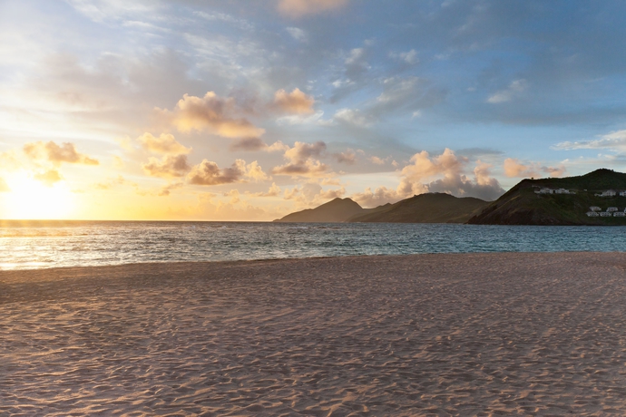 Imagen de los exteriores del Hotel St. Kitts Marriott Resort And The Royal Beach Casino. Foto 14