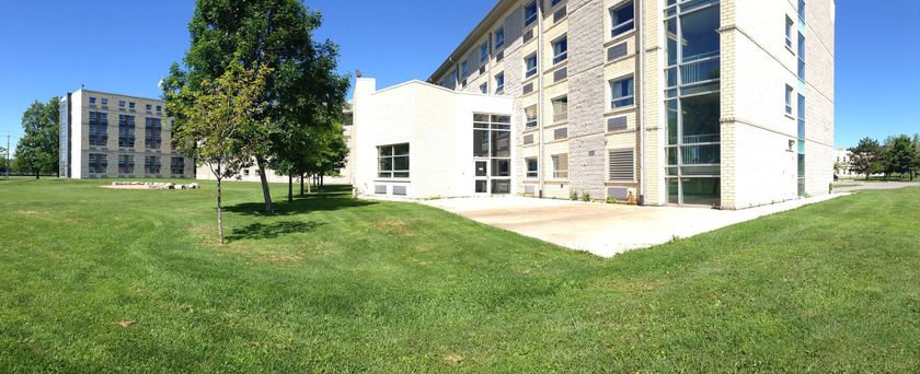 Imagen de los exteriores del Hotel St. Lawrence College Residence Kingston. Foto 12