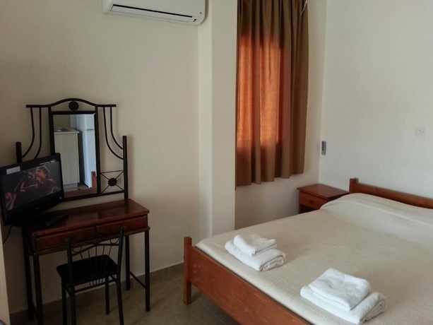 Imagen de la habitación del Hotel St. Lazaros House. Foto 11