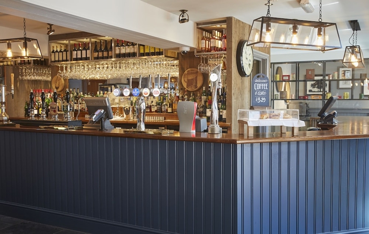 Imagen del bar/restaurante del Hotel St Leonard's By Greene King Inns. Foto 10