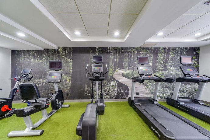 Imagen de los interiores del Hotel St. Louis Airport. Foto 19