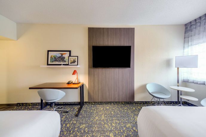 Imagen de la habitación del Hotel St. Louis Airport. Foto 13