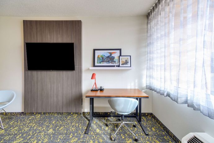 Imagen de la habitación del Hotel St. Louis Airport. Foto 15