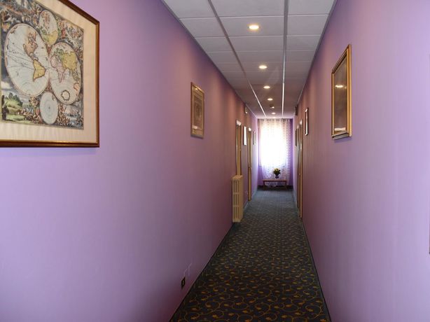 Imagen de los interiores del Hotel St. Louis. Foto 10