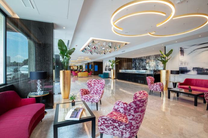 Imagen de los interiores del Hotel St. Martin, Roma. Foto 19