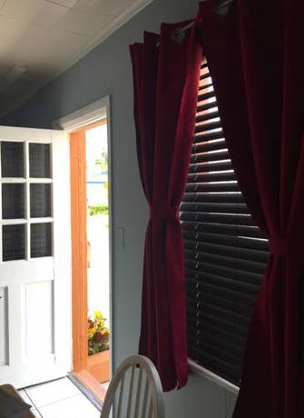 Imagen de la habitación del Hotel St Maurice Beach Inn. Foto 6