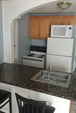 Imagen de la habitación del Hotel St Maurice Beach Inn. Foto 7