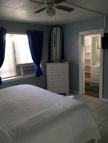 Imagen de la habitación del Hotel St Maurice Beach Inn. Foto 12