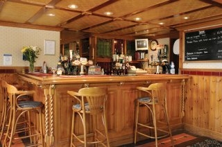 Imagen del bar/restaurante del Hotel St Michaels Inn Hotel. Foto 3