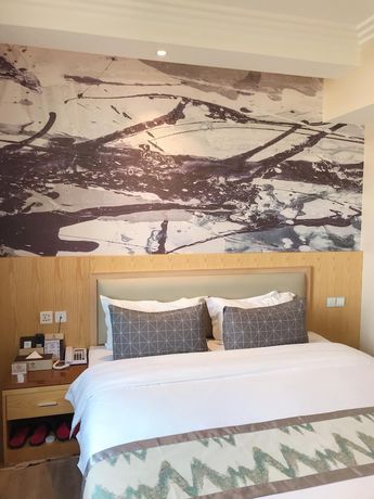Imagen de la habitación del Hotel St. Moritz Business. Foto 2