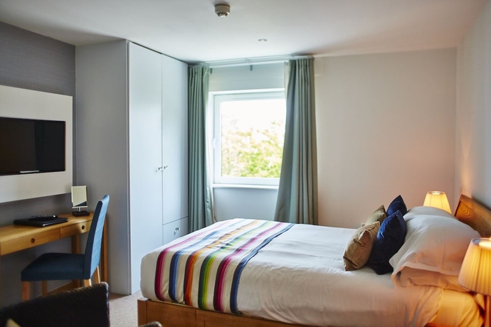 Imagen de la habitación del Hotel St Moritz. Foto 13