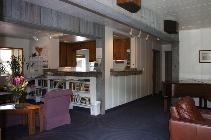 Imagen de los interiores del Hotel St. Moritz Lodge and Condominiums. Foto 14
