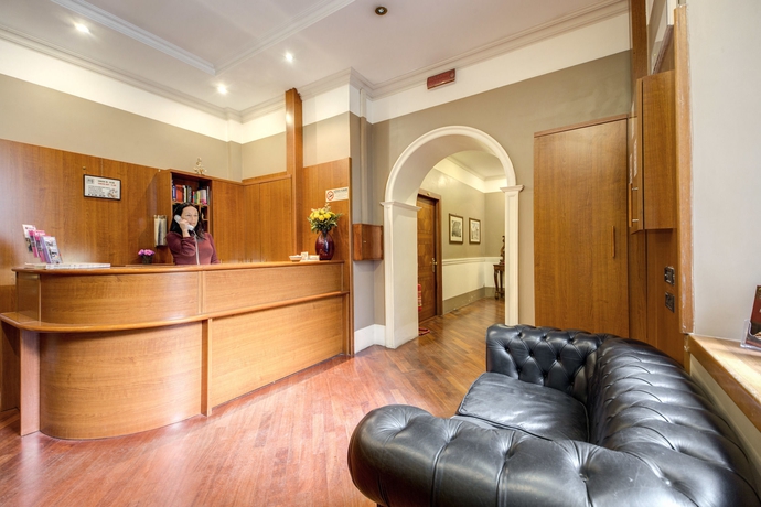 Imagen general del Hotel St. Moritz, Via Nazionale. Foto 1