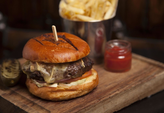 Imagen del bar/restaurante del Hotel St Pancras London, Autograph Collection. Foto 5