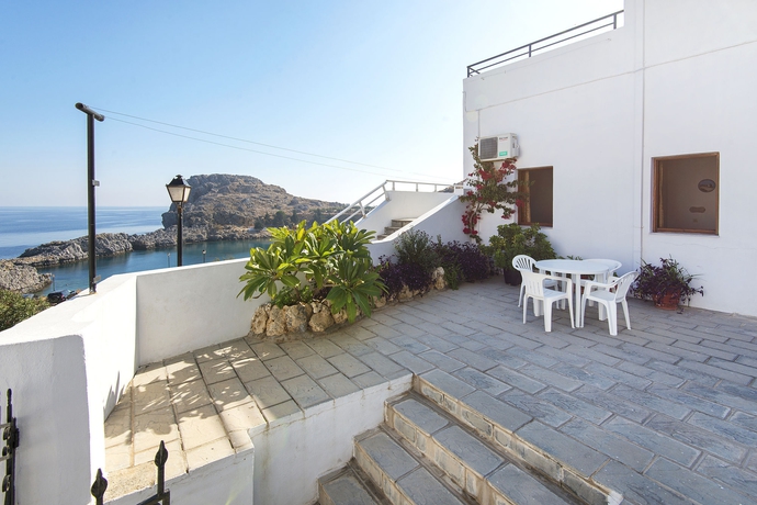 Imagen de los exteriores del Hotel St. Paul's Bay View Suites. Foto 16