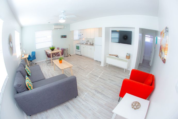 Imagen de la habitación del Hotel St Pete Beach Suites. Foto 5