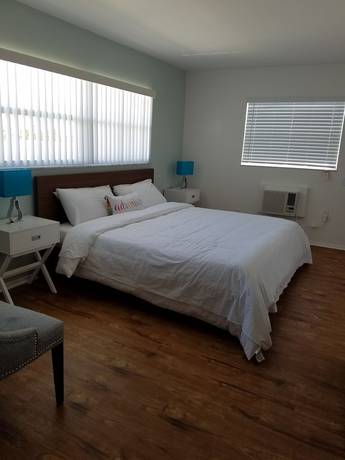 Imagen de la habitación del Hotel St Pete Beach Suites. Foto 11