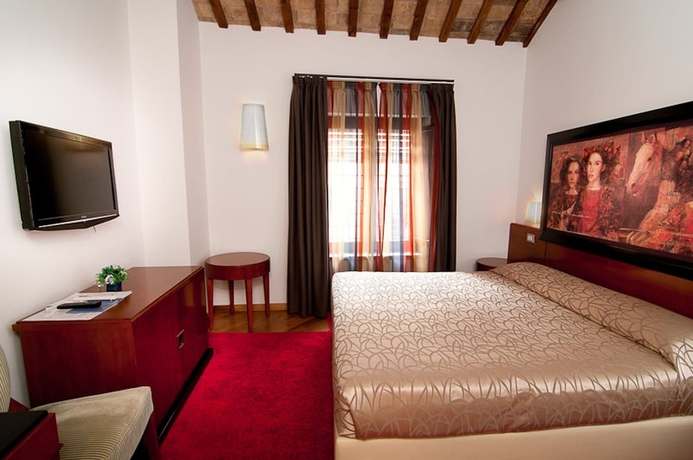 Imagen de la habitación del Hotel St. Peter' Six Rooms and Suites. Foto 9