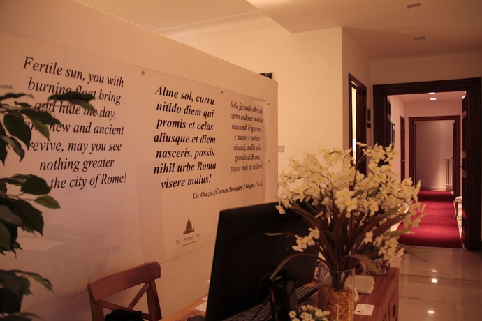 Imagen de los interiores del Hotel St. Peter' Six Rooms and Suites. Foto 18