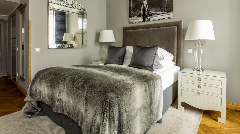 Imagen de la habitación del Hotel St Petersbourg. Foto 5